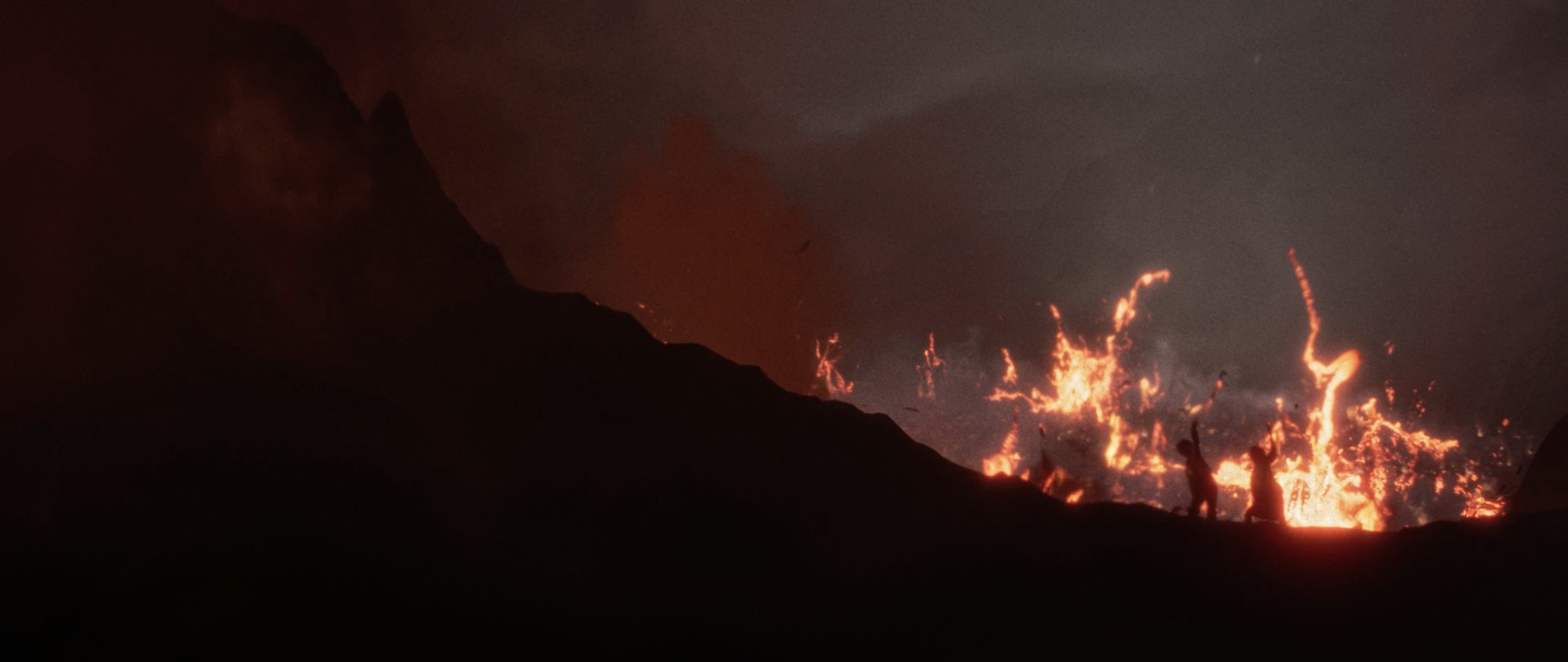 Woodkid - Reactor — still